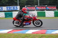 Vintage-motorcycle-club;eventdigitalimages;mallory-park;mallory-park-trackday-photographs;no-limits-trackdays;peter-wileman-photography;trackday-digital-images;trackday-photos;vmcc-festival-1000-bikes-photographs